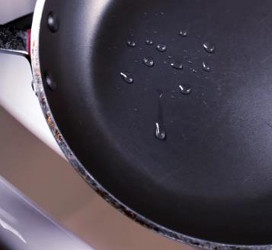 water sliding non stick frying pan