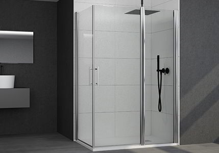 angular-shower-doors-C-pivot_doors-04-Liverpool